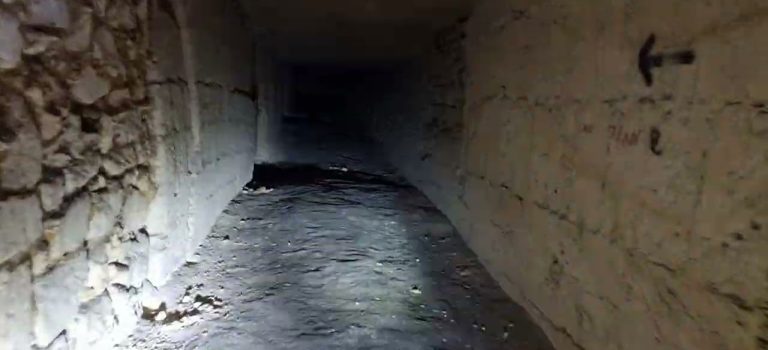 On se perd dans les grottes 😱 ? j&rsquo;ai réellement eu peur voici la vidéo complète