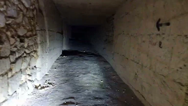 On se perd dans les grottes 😱 ? j&rsquo;ai réellement eu peur voici la vidéo complète